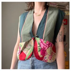 Vintage 90s Silk Patchwork Vest | Kiana Cropped Boxy Fit | Jewel Tone | M